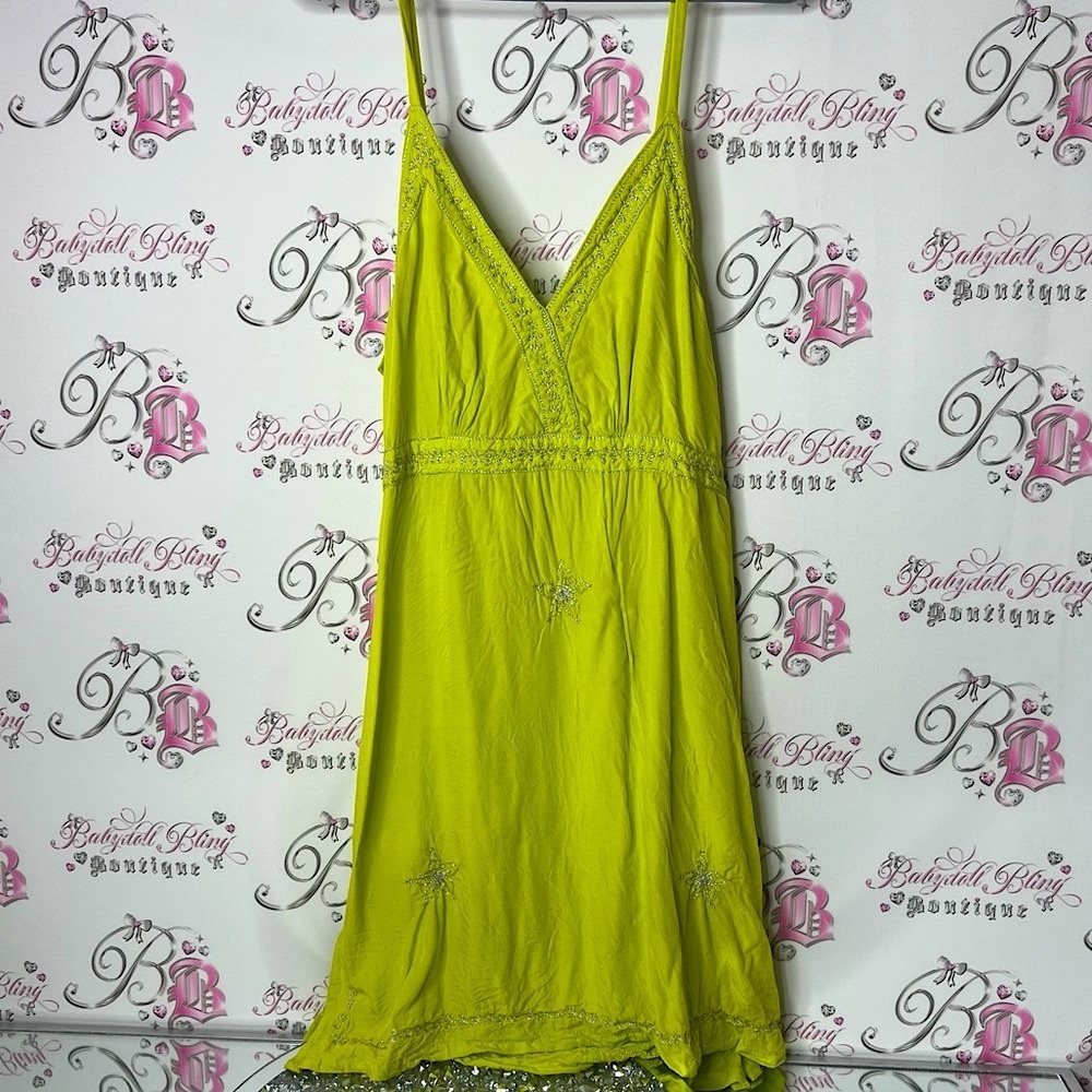 Dress embroidered boho flowy one size fits all Vibrant Green Sleeveless Dress